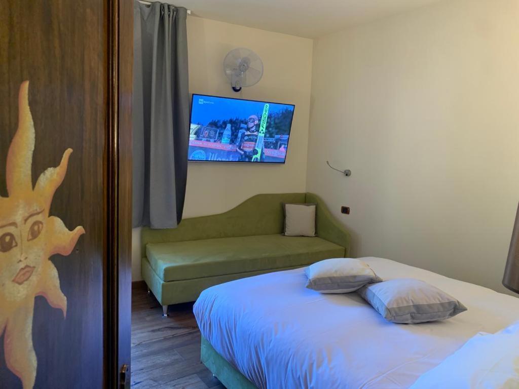 Hotel Firenze Fanano Ngoại thất bức ảnh