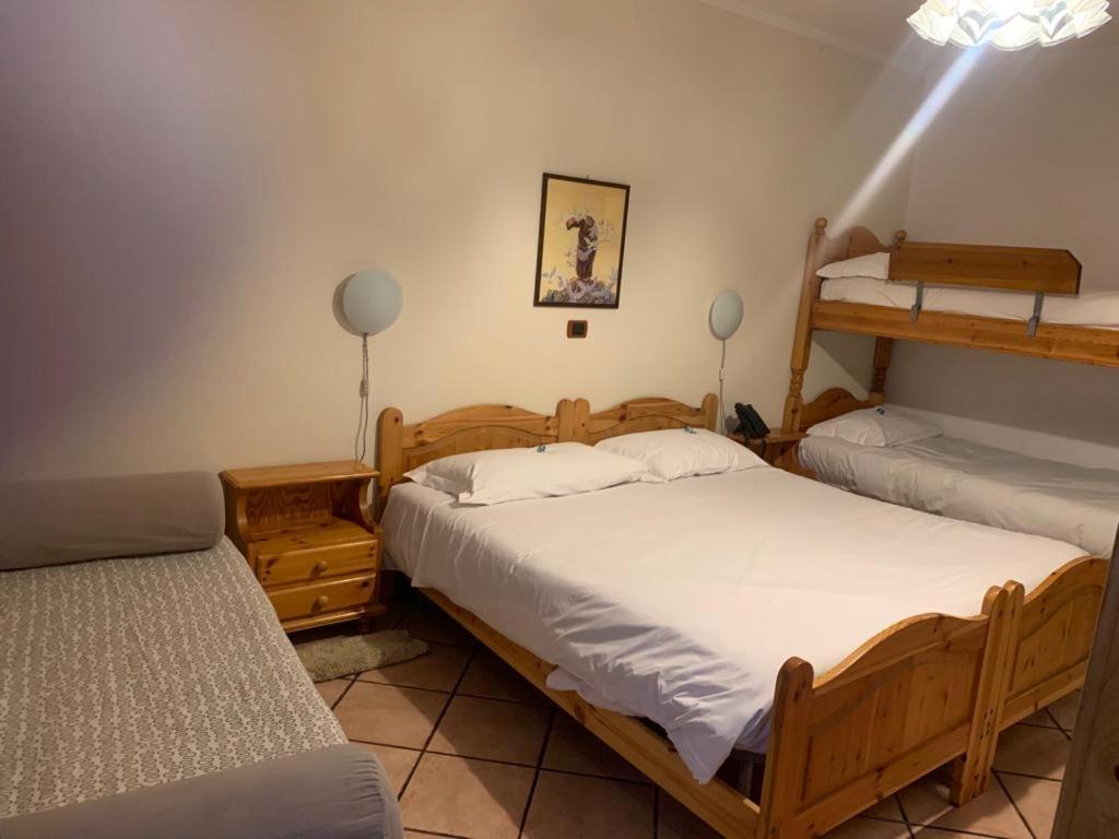 Hotel Firenze Fanano Ngoại thất bức ảnh